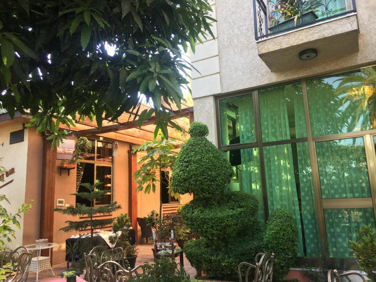 巴赫达尔蓝花楹酒店 外观 照片