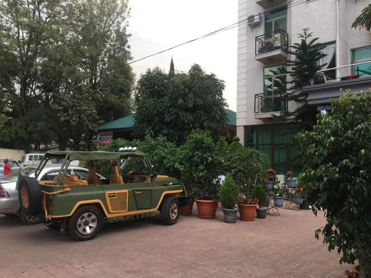 巴赫达尔蓝花楹酒店 外观 照片